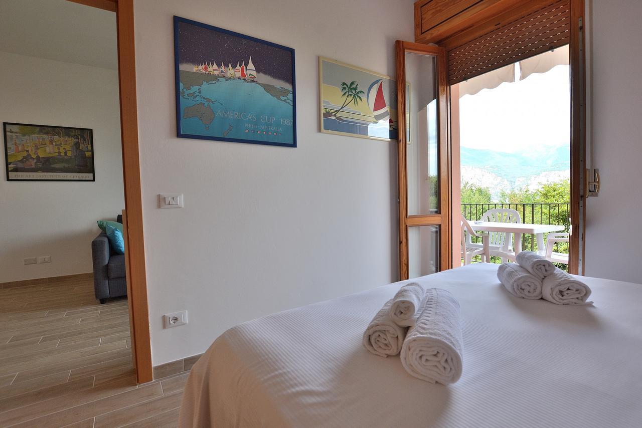Residenza Candor With Pool Malcesine Extérieur photo